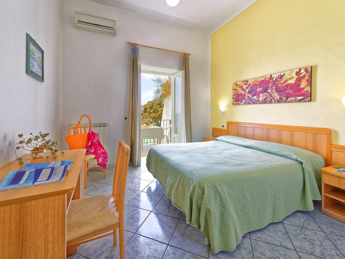 Hotel Villa Franz Sant'Angelo  Exteriör bild